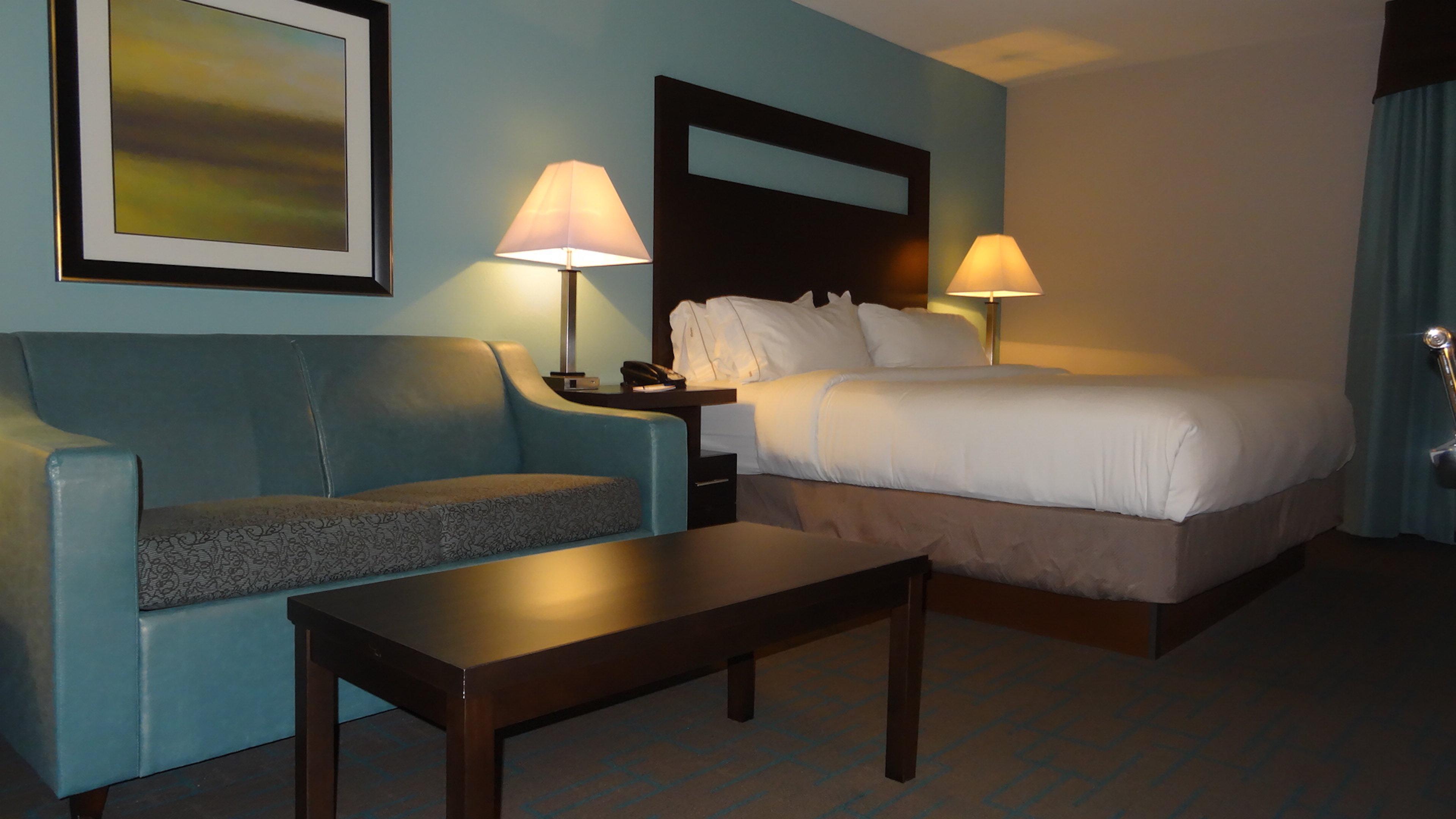 Holiday Inn Express Hotel Kansas City - Bonner Springs By Ihg Exterior photo