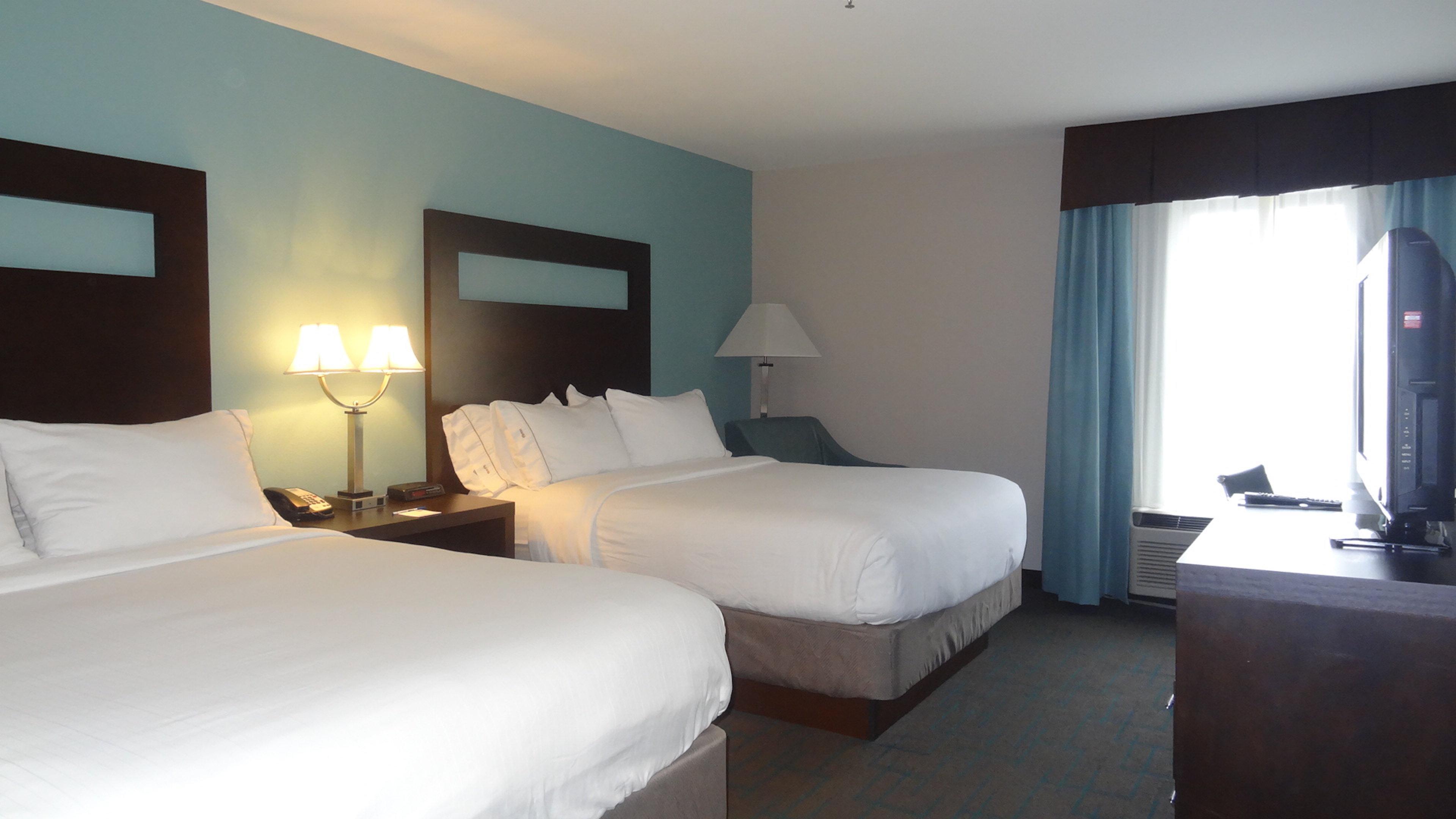 Holiday Inn Express Hotel Kansas City - Bonner Springs By Ihg Exterior photo