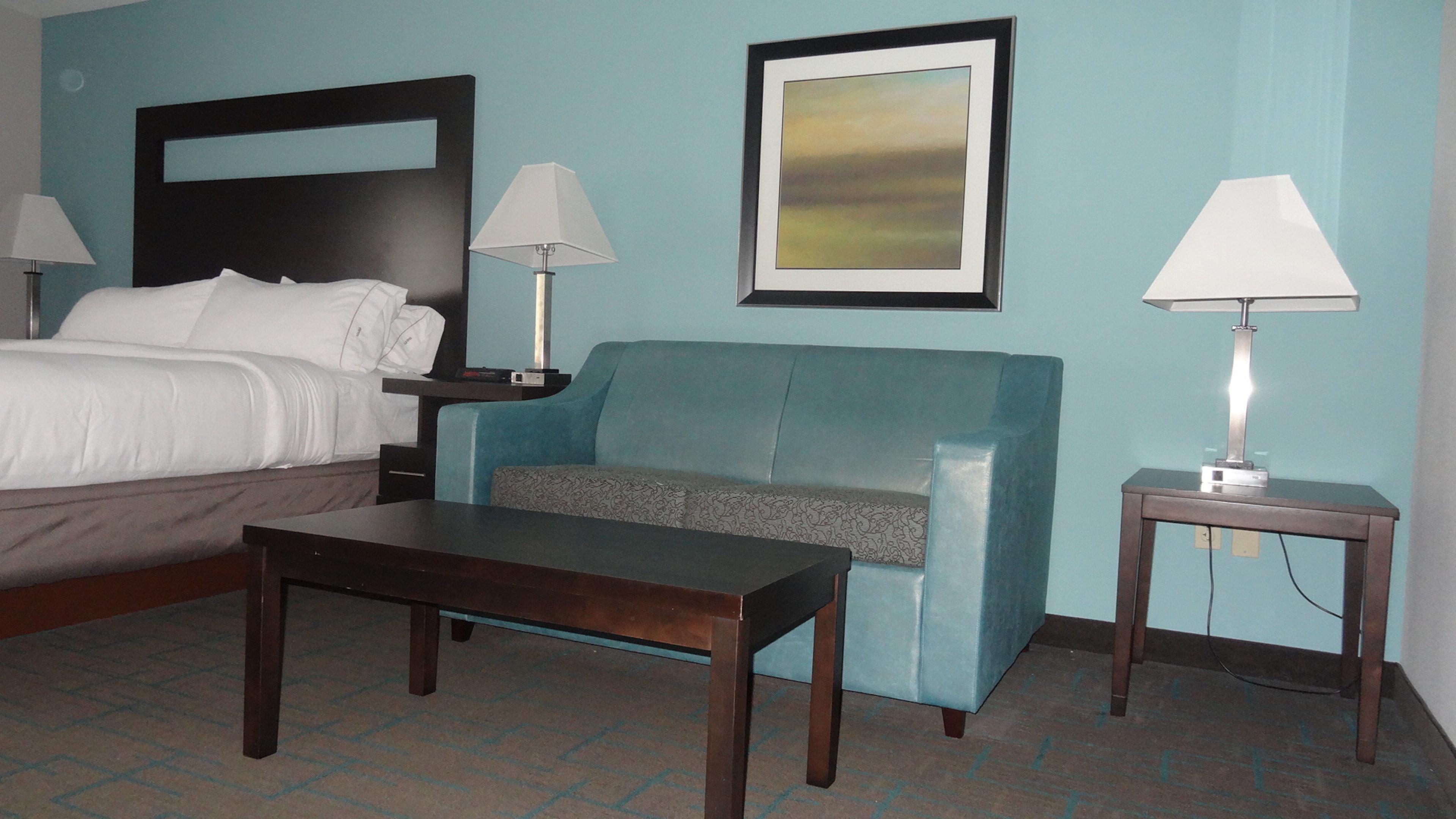 Holiday Inn Express Hotel Kansas City - Bonner Springs By Ihg Exterior photo